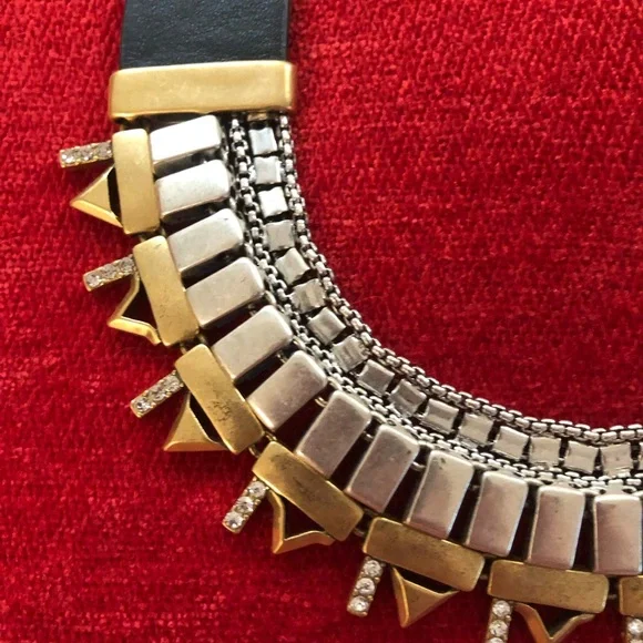 Stella & Dot Black and Gold Reversible Crystal Necklace - Picture 4 of 10